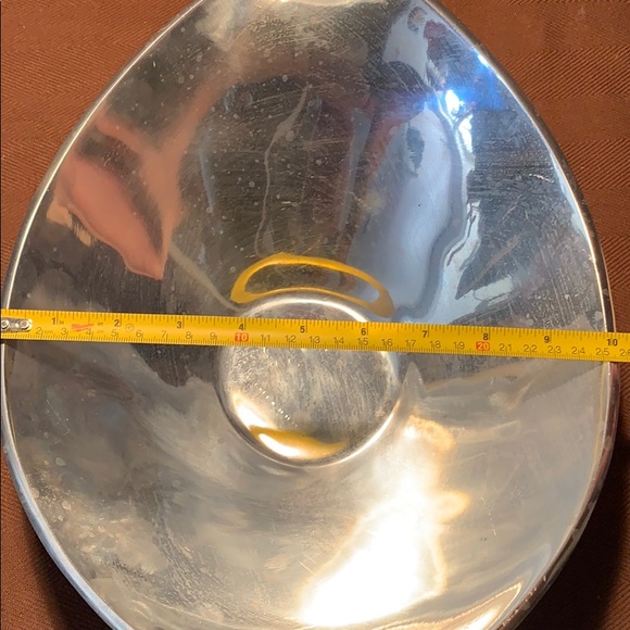 Dansk Classic Fjord Boat Bowl Made in India 2.5qt - Picture 5 of 10